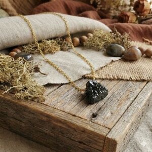 Handmade Grounded Raw Black Crystal Stone Simple Bohemian Earthy Necklace
